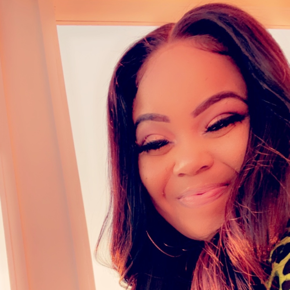 Meet your Posher, Quita